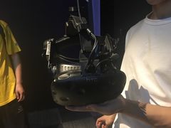 -VR间客漫虚拟现实体验馆(汉街店)