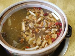-东巴谷野生菌火锅餐厅