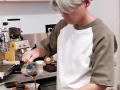 -浅行深作咖啡坊