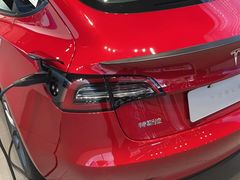-TESLA 特斯拉(上海太古汇体验店)
