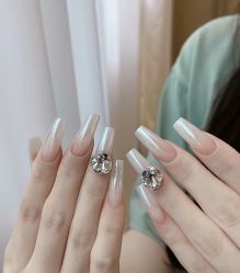 -1T·1M 日式美甲美睫