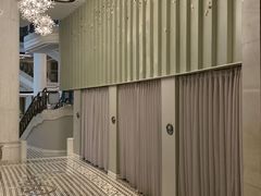 -浅深(世茂滨江精品店)