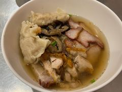 -亚明蟹肉面特大虾饺(สีลม)