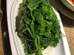 清炒豌豆苗-渝信川菜(长安店)