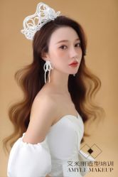 -艾米丽婚纱礼服