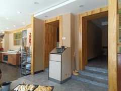 -啊美丽炭火烤肉(滑翔一店)