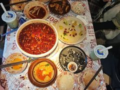 -耙吉吉川味小酒馆(本地人回头店)