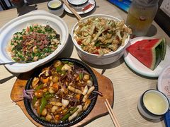 -小船渔村•大连菜•大连焖鱼(黄河路店)
