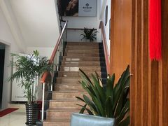 -赫尔森口腔·牙齿种植修复