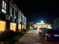 -鹰龙海畔度假酒店(咸祥店)