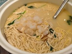 手剥虾仁煮干丝-扬州香格里拉·香宫中餐厅