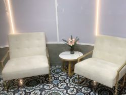 -PE SALON 