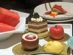 -雍容荟帝王蟹活龙虾展台自助(IFS黑金店)