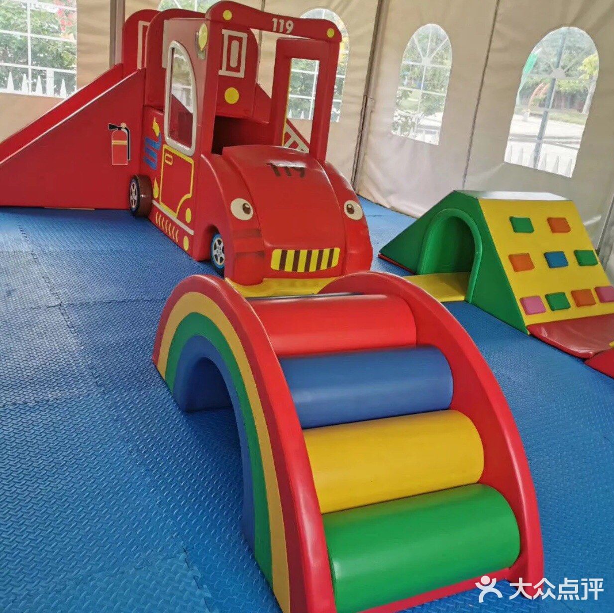 ☀️夏日打卡桌爱房车小镇
