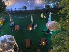 -瑞虹新天地月亮湾