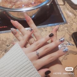 -妙睫屋日式美甲美睫