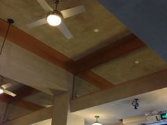 大堂-星巴克(武康路店)