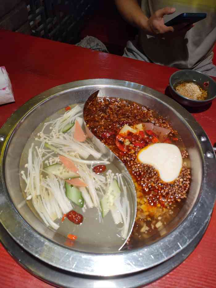 谭鸭血老火锅(黄村店)-"已经来这里两次了,第二次来过才后写的点评.