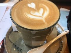 -初见咖啡(青大路店)