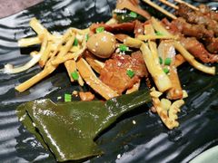 卤味素拼-嘎嘎鸭脑壳(蜀汉路店)