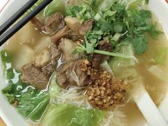 -明姨仔潮汕美食·碳炉猪脚·汕尾牛腩饭·起片鸡煲(起义路店)