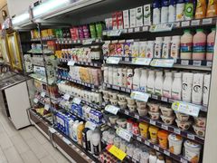 零售区-全家便利店(银翔路店)