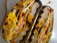 俱乐部贝果-Catch Bagel(芳草地店)