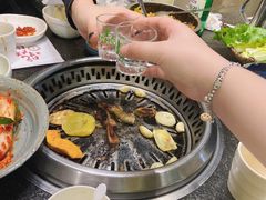 -草家酱蟹炭火烤肉店(珲春南路一店)