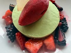 -福楼毕斯罗F Bistronome(国贸商城约会地标景观店)