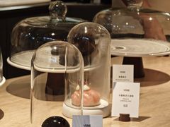 -VERIE BAKEHOUSE