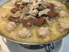 -一口猪海鲜浑锅·东北家常菜