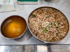 -正宗杨记普洱酸醋米线(总店)