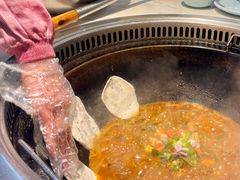 地锅贴饼-地锅公社·现炒地锅鸡·地锅鱼·夜宵(罗锦路店)