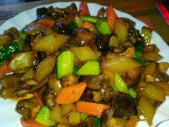 -东顺全羊坊烧烤炒菜莜面(张北店)