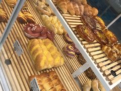 -焙丽拾光(麦凯乐直营店)