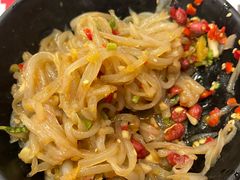 刮凉粉-东排食堂长沙小吃大排档(五一广场店)