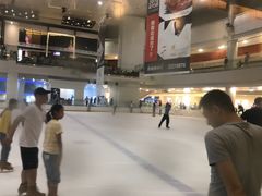 -冰纷万象滑冰场(深圳万象城店)
