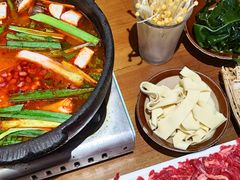 -黔有有贵州酸汤夺夺粉火锅(五味十字店)