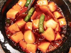 石锅沃豆腐-桂满陇-十里风荷(合生汇店)