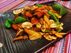 包烧杂菌-香巴拉云南餐厅(华莱坞店)