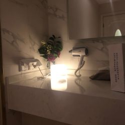 -东英经典SKIN&SPA