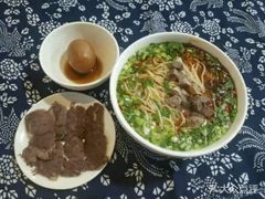 -陇上全荟兰州传统牛肉面(延吉路店)