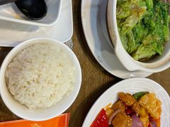 -点点心港式茶餐厅(南京西路店)