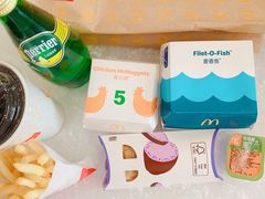 -麦当劳(展览路店)