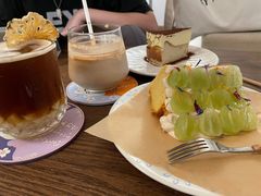 -C.Y Cafe