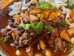 新疆大盘鸡-楼兰新疆主题餐厅(悠方店)
