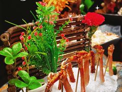 -蟹犇前•帝王蟹雪蟹(陆家嘴店)