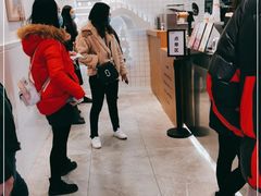 -CoCo都可(湖滨银泰店B区店)