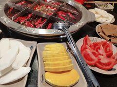-洞亭火锅(防空洞总店)