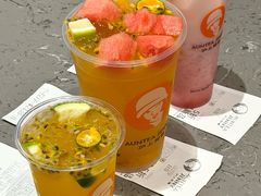 -沪上阿姨·臻选茶饮(上海环球港店)